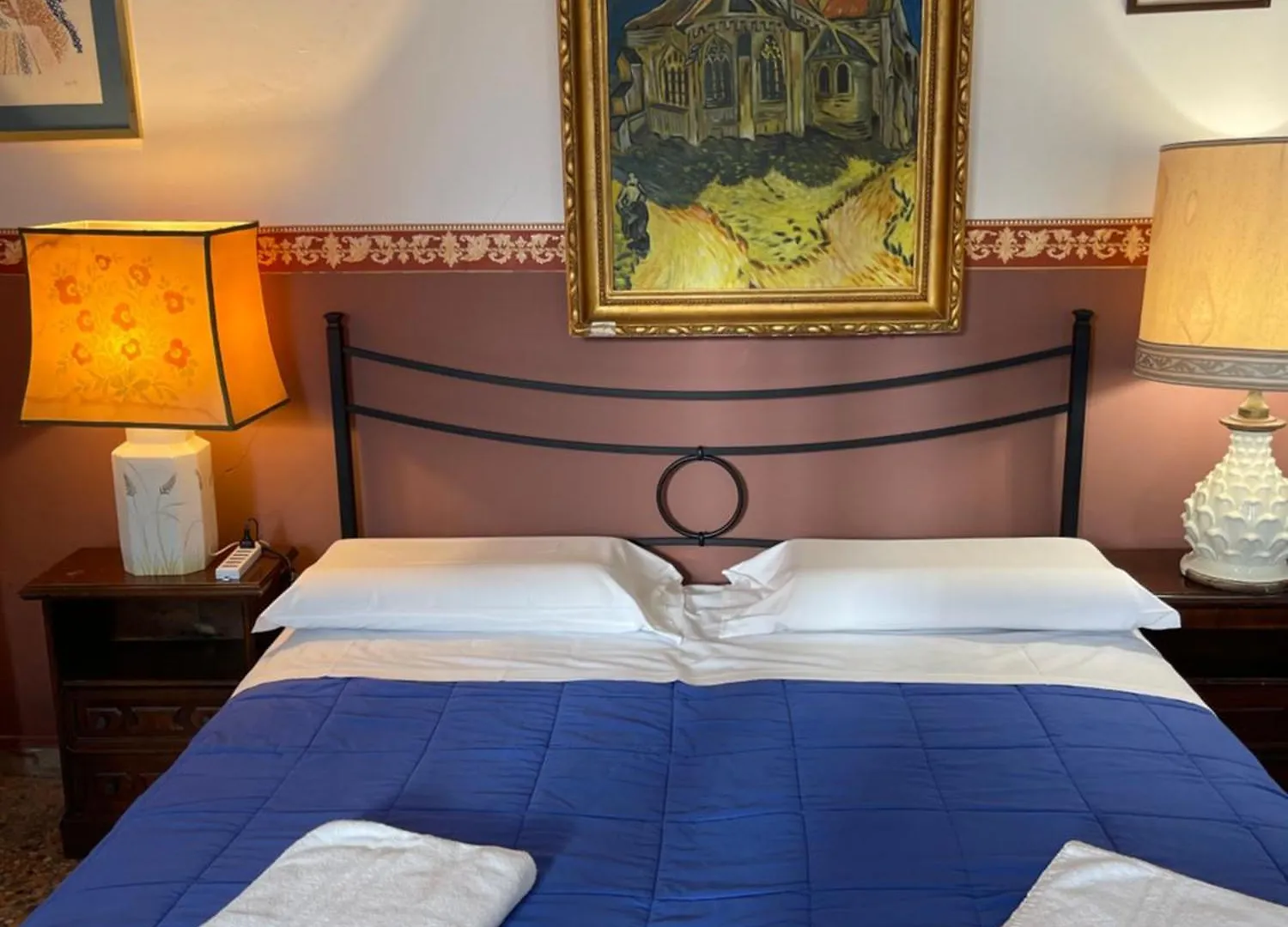 Princess Guest House Canal View Venice Apartment