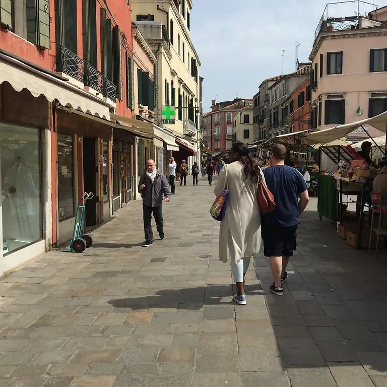 Princess Guest House Canal View Venedig Italien