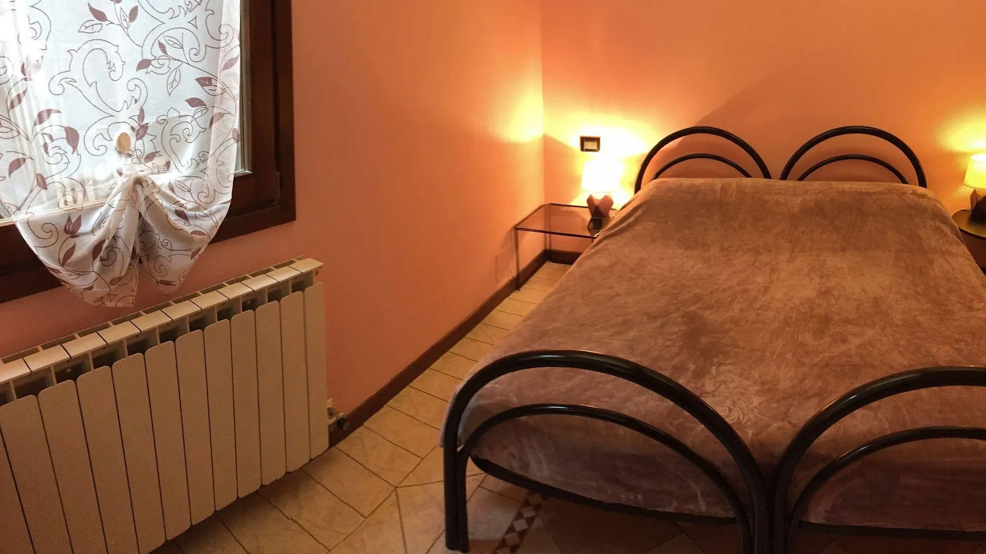 Princess Guest House Canal View Venedig 0*,